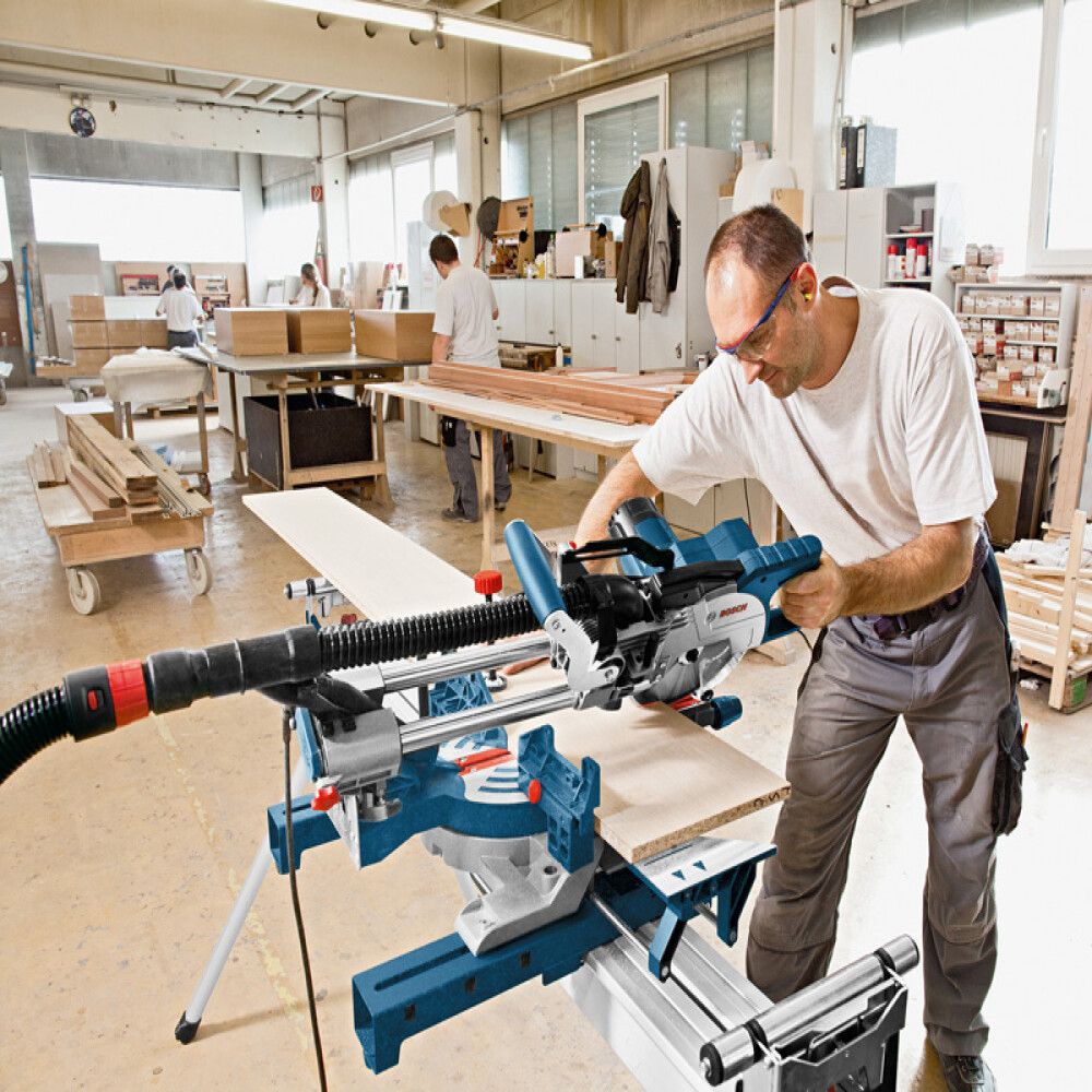 KAPP- & GJÆRSAG BOSCH PROFESSIONAL GCM 8 SJL 1600W