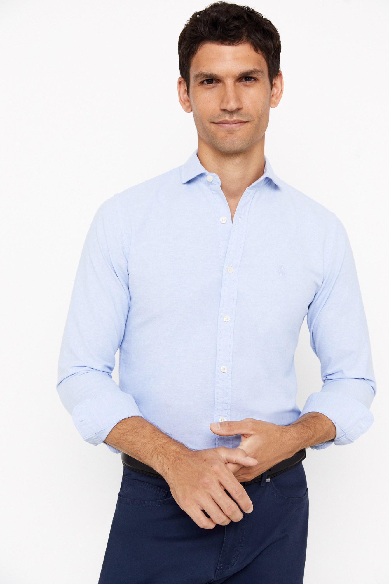 Camisa oxford lisa de corte slim