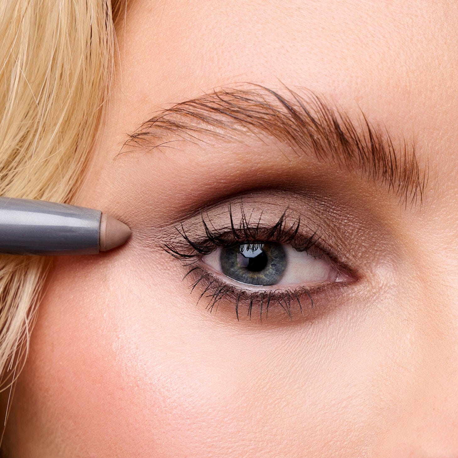 Wonderskin IYKYK Eyeshadow Stick mink ws ikk mnk mink