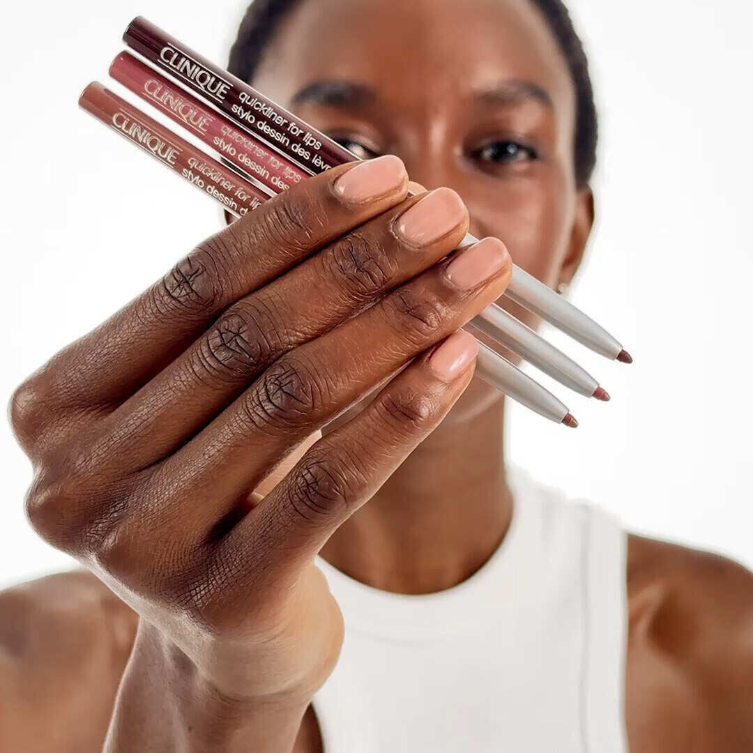 CLINIQUE Quickliner For Lips™ Delineador de Lábios