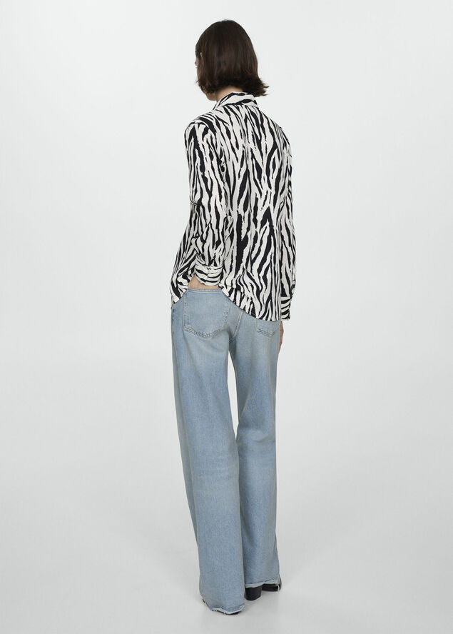 MANGO Printed flowy shirt Light beige