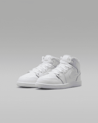 Jordan 1 Mid Younger Kids' Shoe