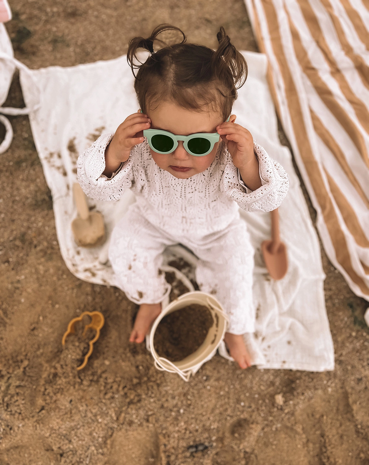 Sonnenbrille DELIGHT in salbeigrün