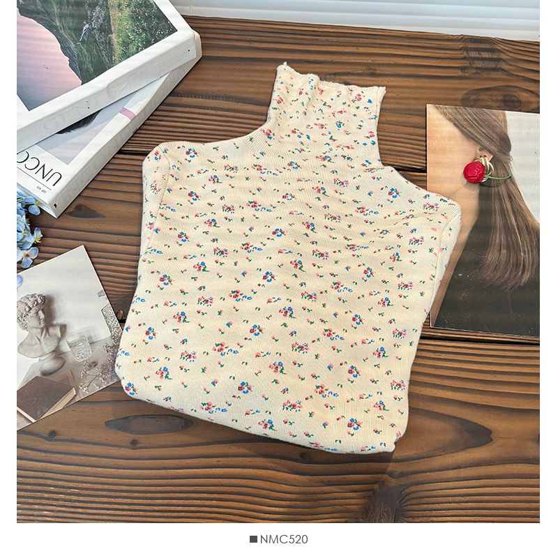 Lemongrass - T-shirt met hoge hals en bloemenprint in 6 kleuren