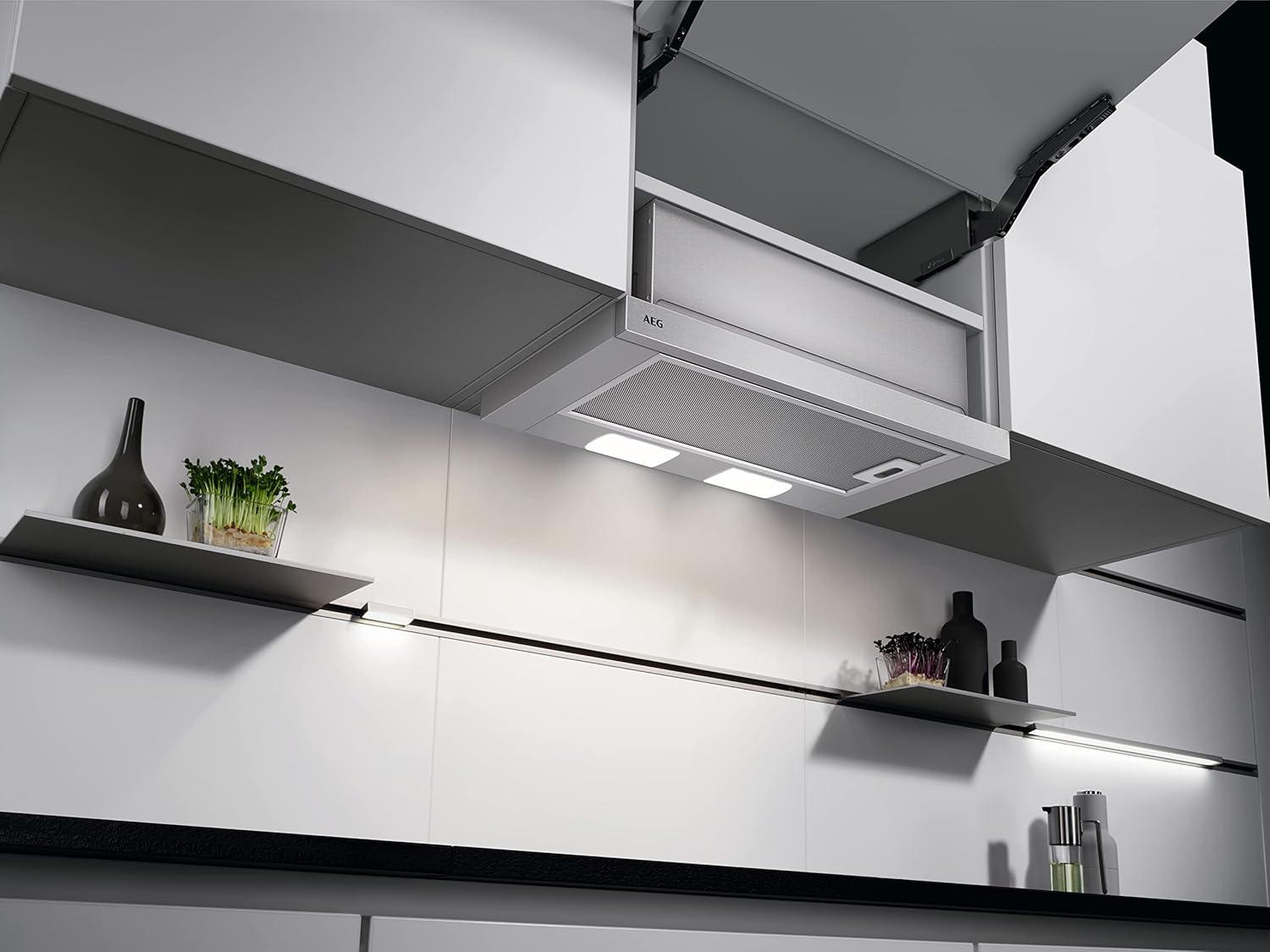 AEG DPS362AS Flachschirm-Dunstabzugshaube / Abluft oder Umluft / 60cm / Grau / max. 215 m³/h / min. 58 – max. 71 dB(A) / C / Kurzhubtasten / Grau