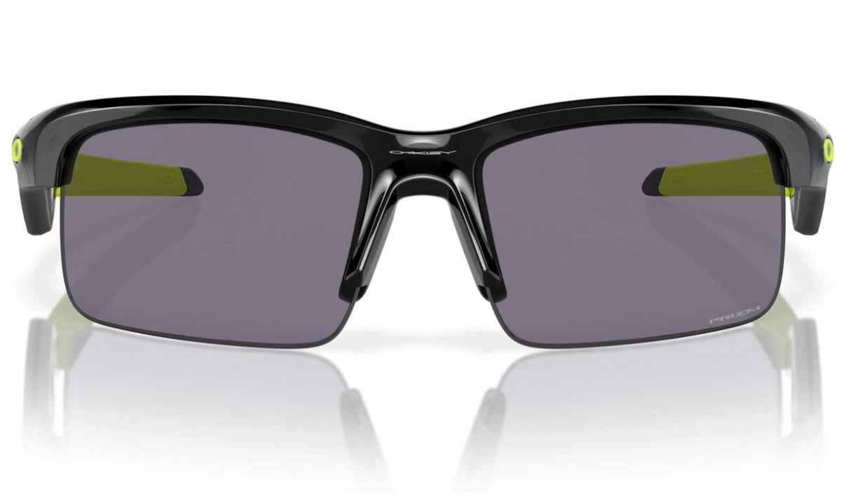 Oakley<br>Capacitor XS