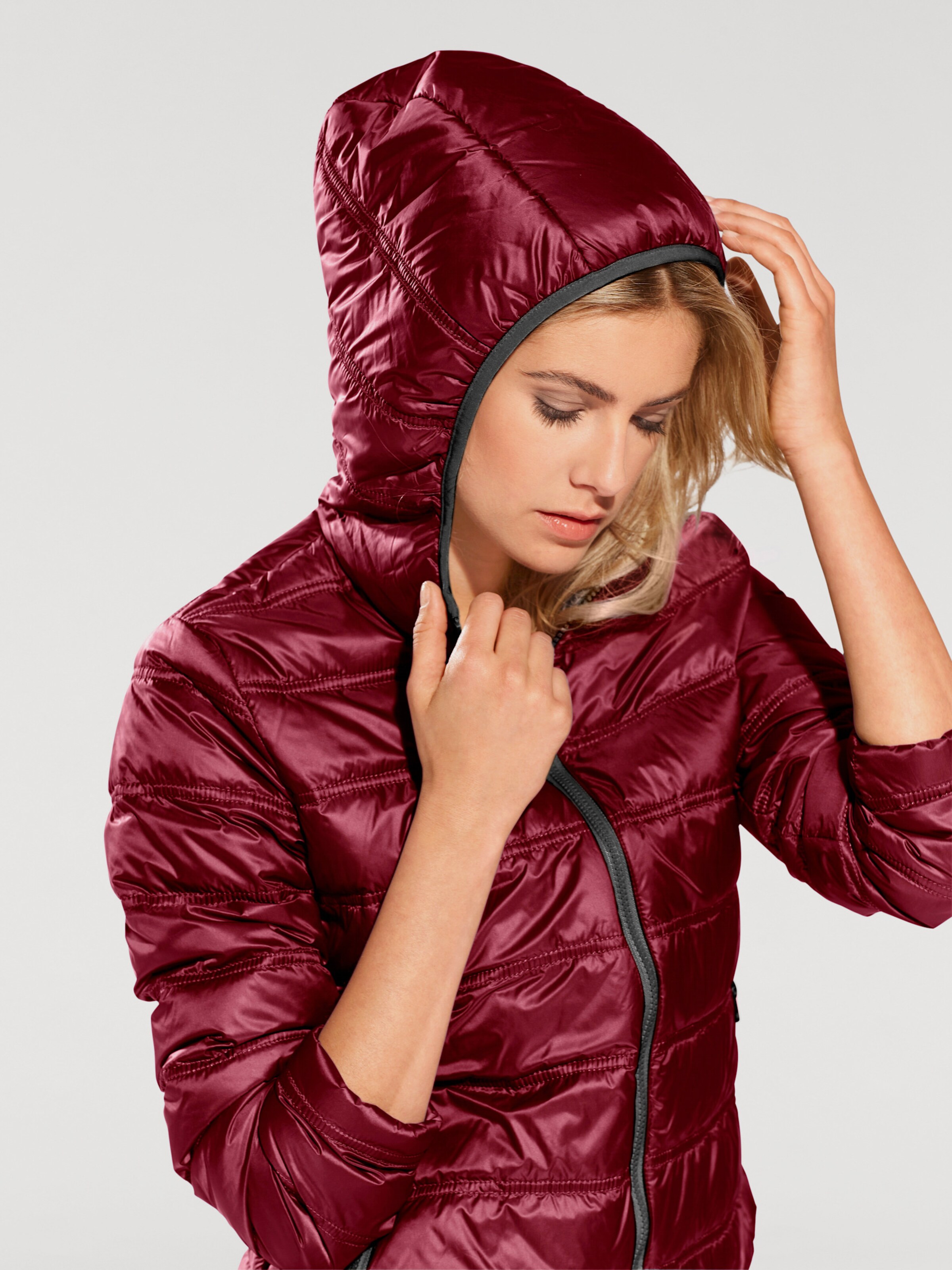 Daunenjacke