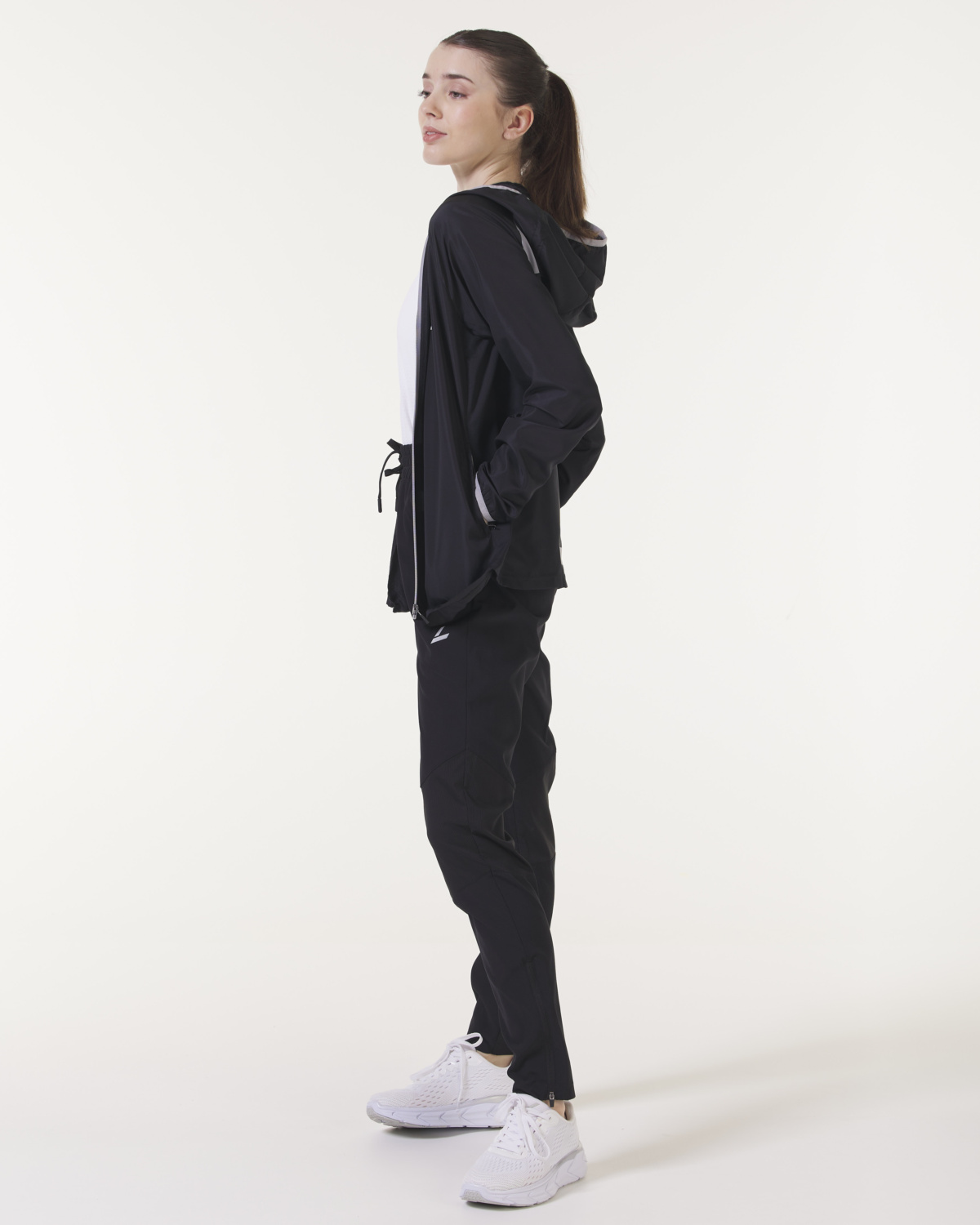 LEVITY Trail Packable Lightweight Jacket Black