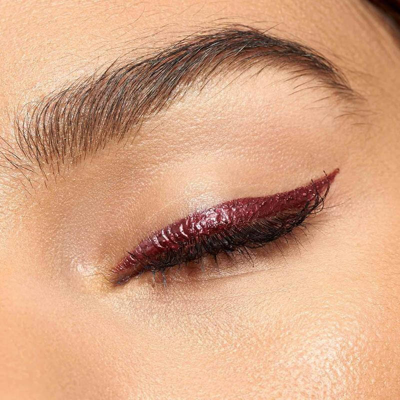 Eyeliner liquide super-stay rouge velours Wunder2
