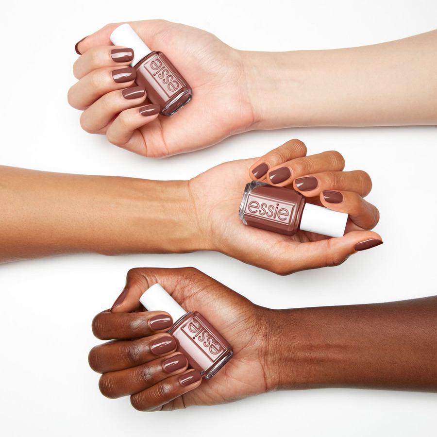 Essie #497 Clothing Optional  13,5ml