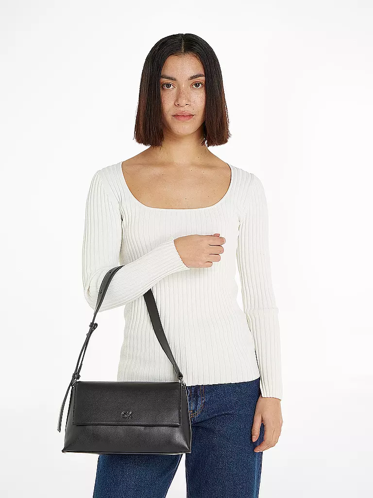 CALVIN KLEIN Tasche - Baguette CK DAILY schwarz