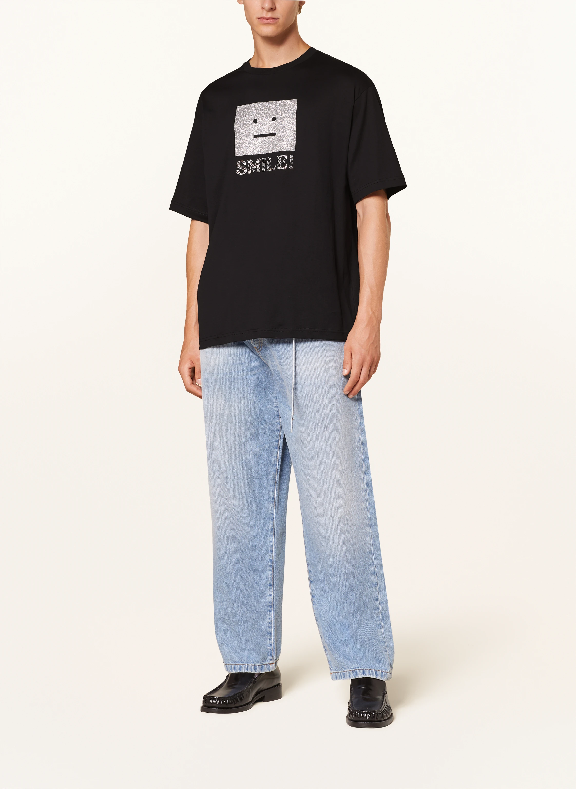 Acne Studios T-Shirt mit Schmucksteinen