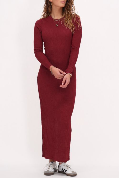 Burgundy maxi jurk met structuur & split