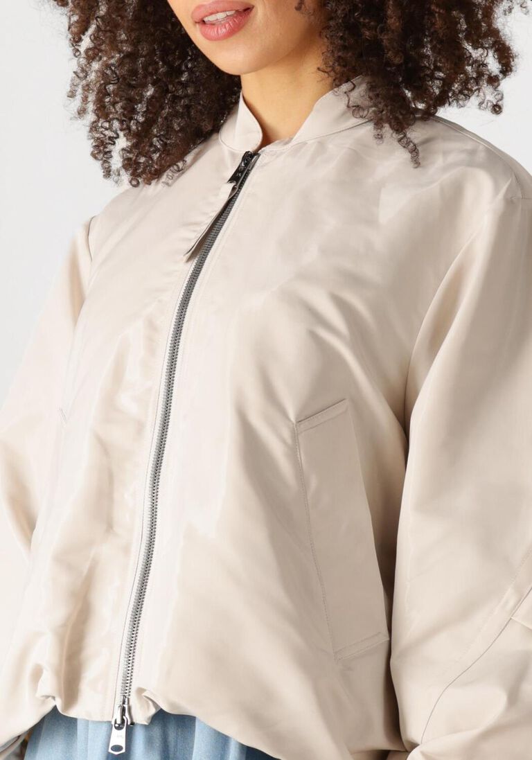 kit beaumont jack kassy jacket