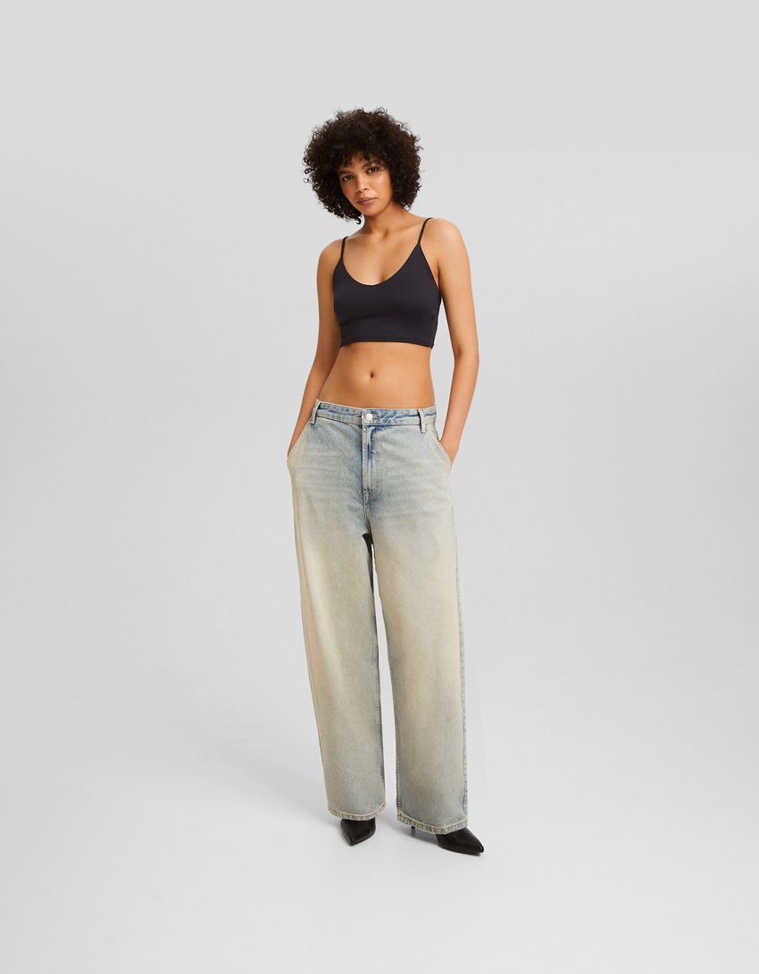 Top cropped de alças finas