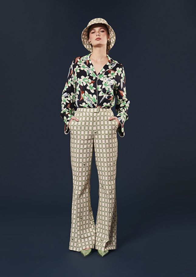 Pantalon Primaveraécru à motif graphique vert