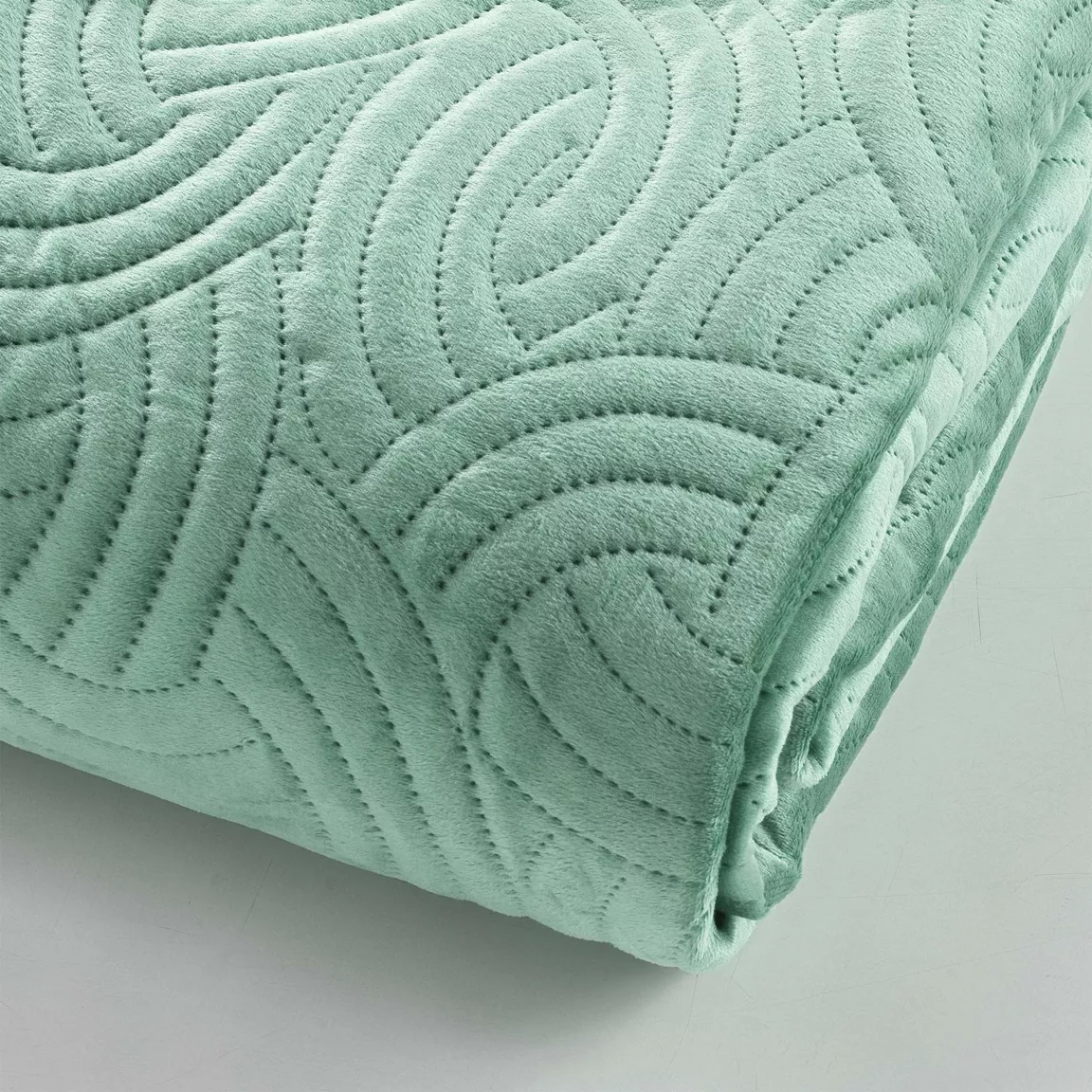 Couvre-lit matelassé et taies d'oreiller velours (240 x 220 cm) Solange Vert sauge