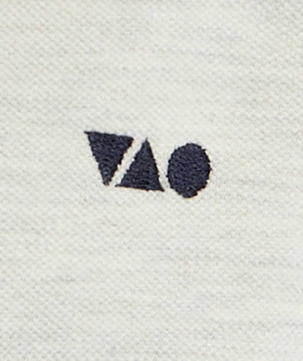 POLO GARÇON EN COTON ÉCRU CHINÉ AVEC MOTIF TAO BRODÉ