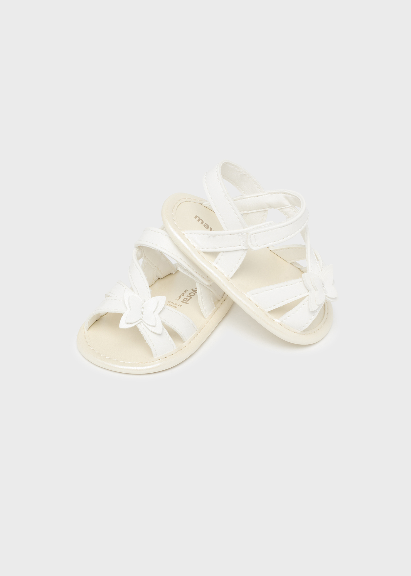 Sandália estampada com fecho de velcro para recém-nascido