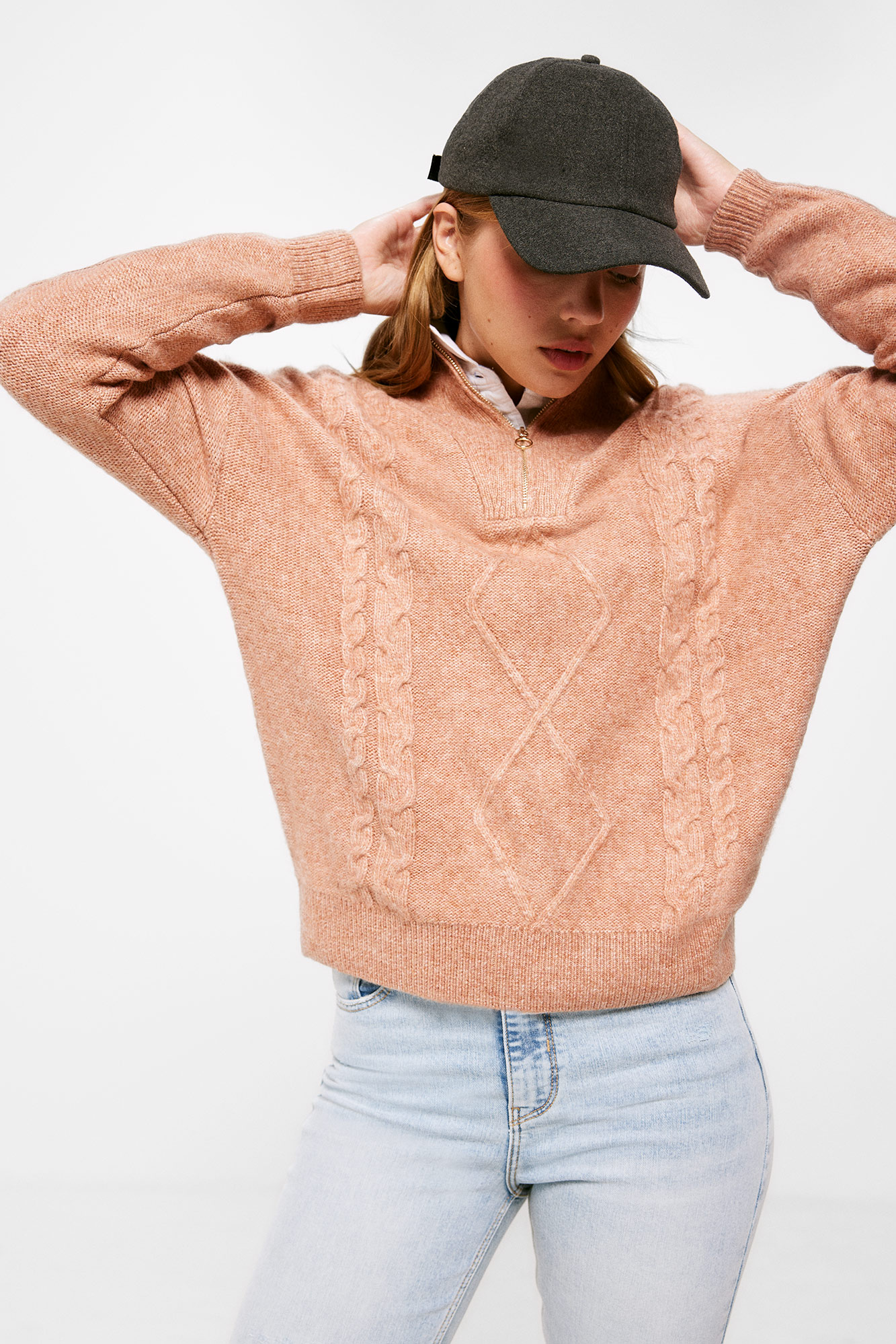 Camisa de malha trançada com gola com zíper