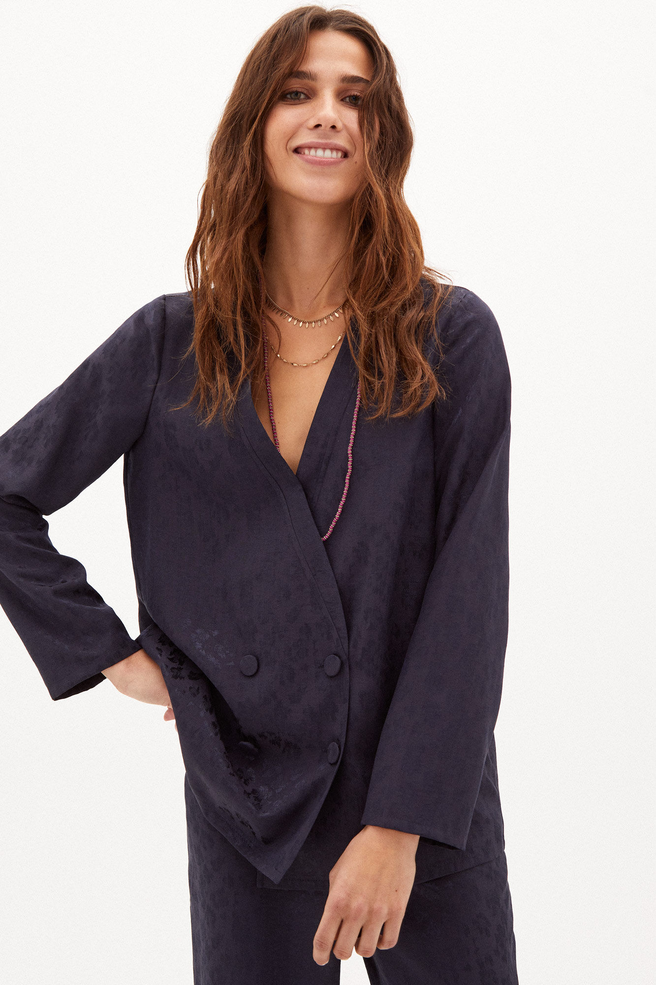 mila jacquard estilo americano - Azul