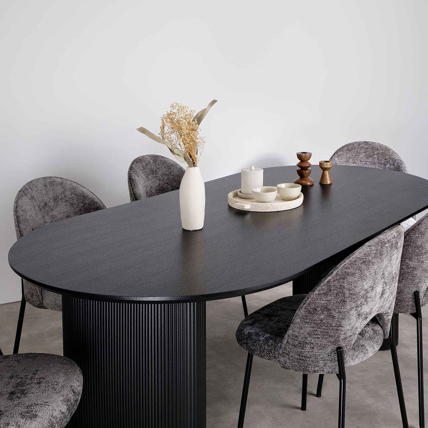 IDIMEX Esstisch Donovan 200x100 (BxT), Schwarz – ovaler Esszimmertisch mit modernen Tischbeinen aus Metall im Rillendesign, Tischplatte in schwarzer Holzoptik MDF