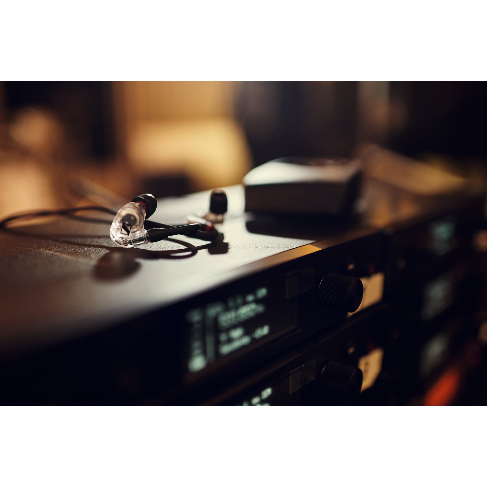 Sennheiser IE 100 PRO Clear live in-ear monitors