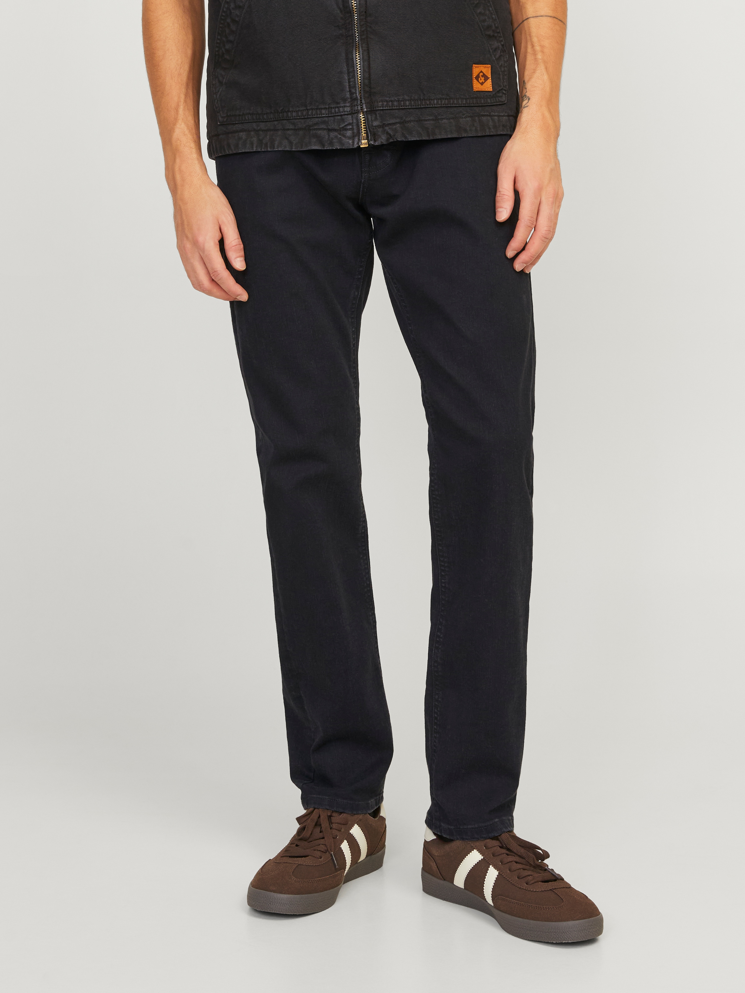 Jack & Jones Tapered-fit-Jeans »JJIMIKE JJORIGINAL SQ 223«, Stonewashed für einen Used-Look mit Faded-Effekten