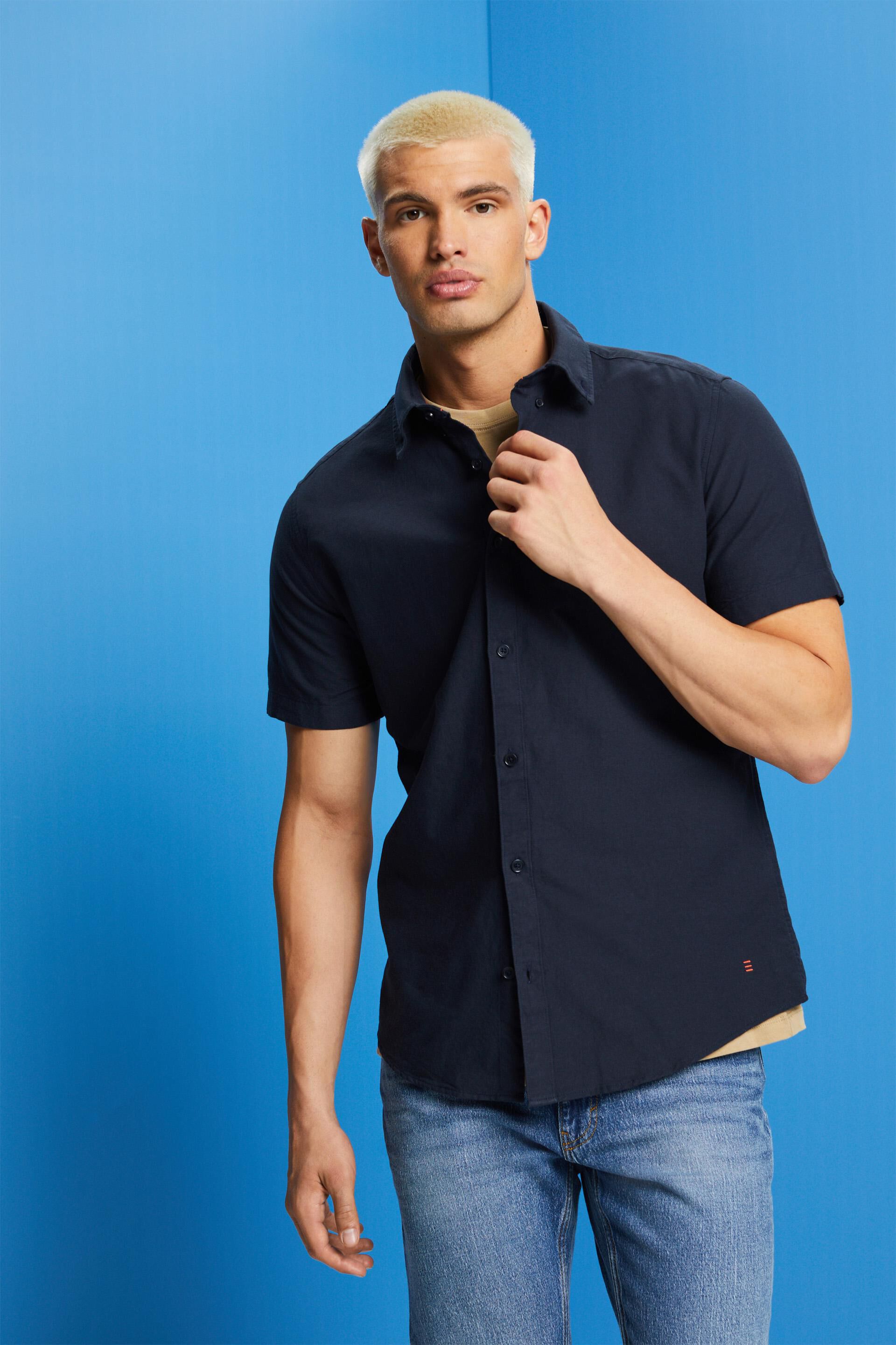 Chemise à col boutonné
