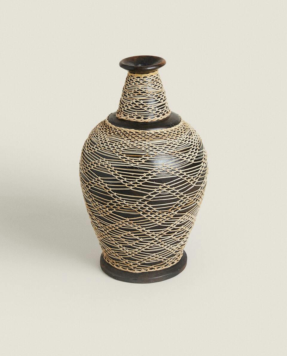 VASO DE TERRACOTA E RATÃ