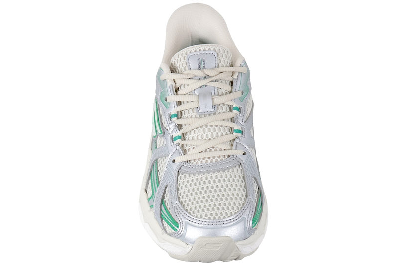 SKECHERS GO RUN ARCH FIT 2.0 JUNIPER SILVER WHITE SLIP-INS