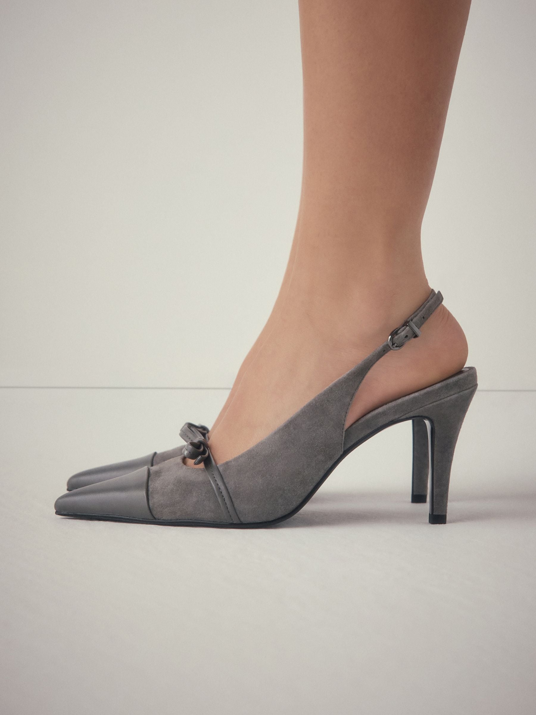 Grijs  suède - Forever Comfort® Leather Pointed Cutout Bow Slingback Heels