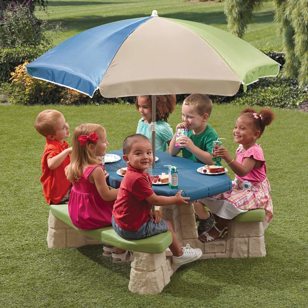 Table de pique-nique avec parasol aqua