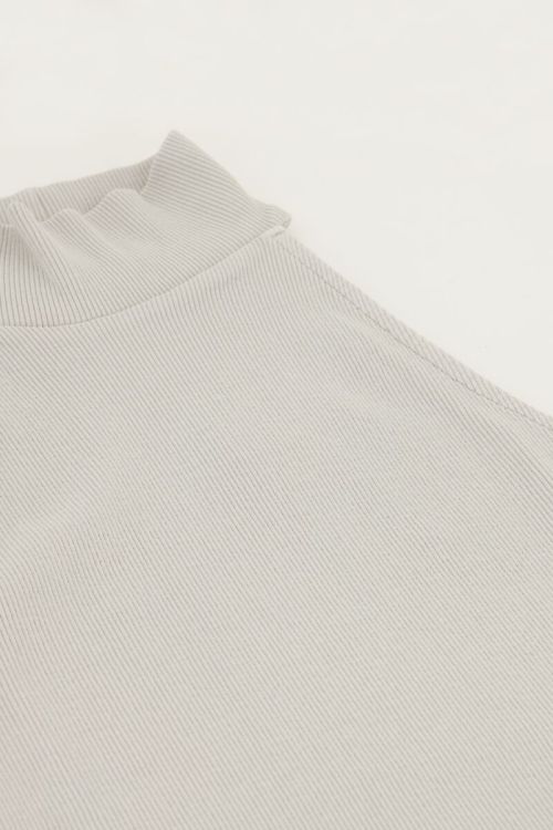 Beige halter top met rib structuur