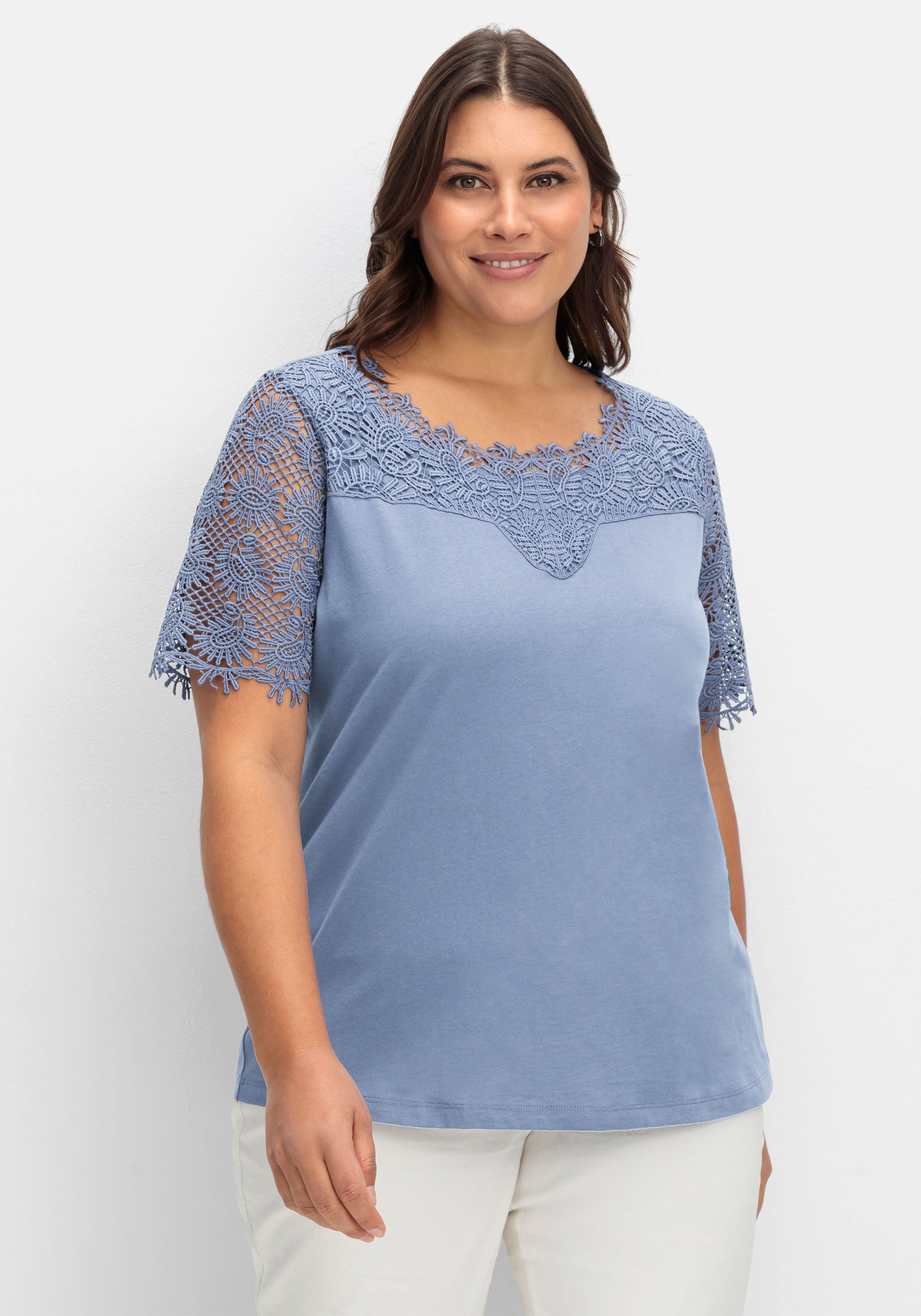 Shirt mit transparentem Spitzenbesatz