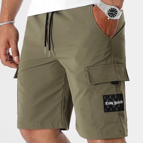 Short Cargo Black Patch 0032 Vert Kaki