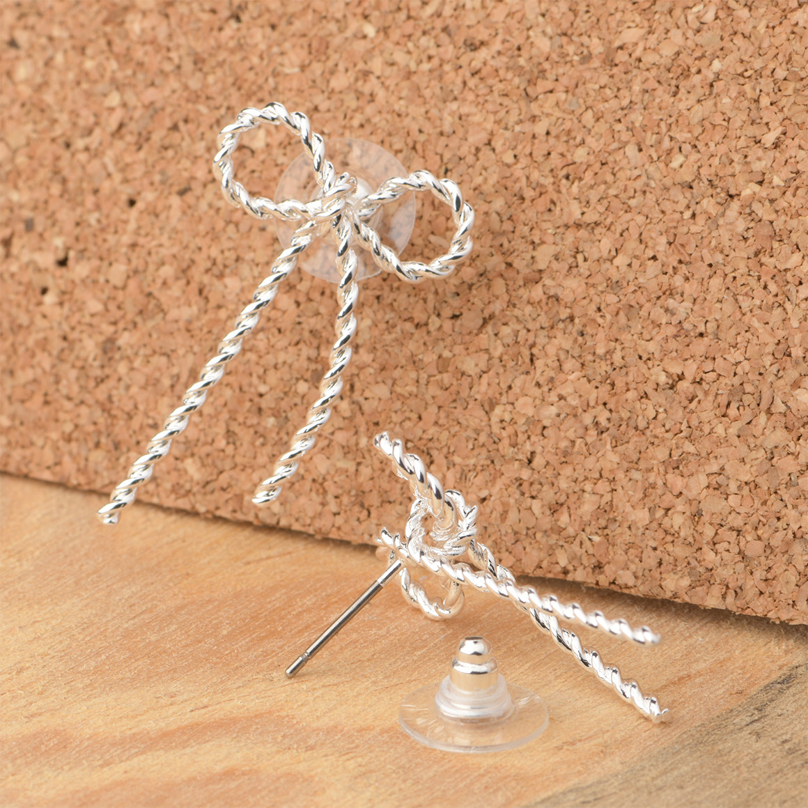 Gina Damen Ohrstecker in Schleifen-Form silber