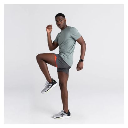 Short 2-en-1 Saxx Hightail Run 5in Gris