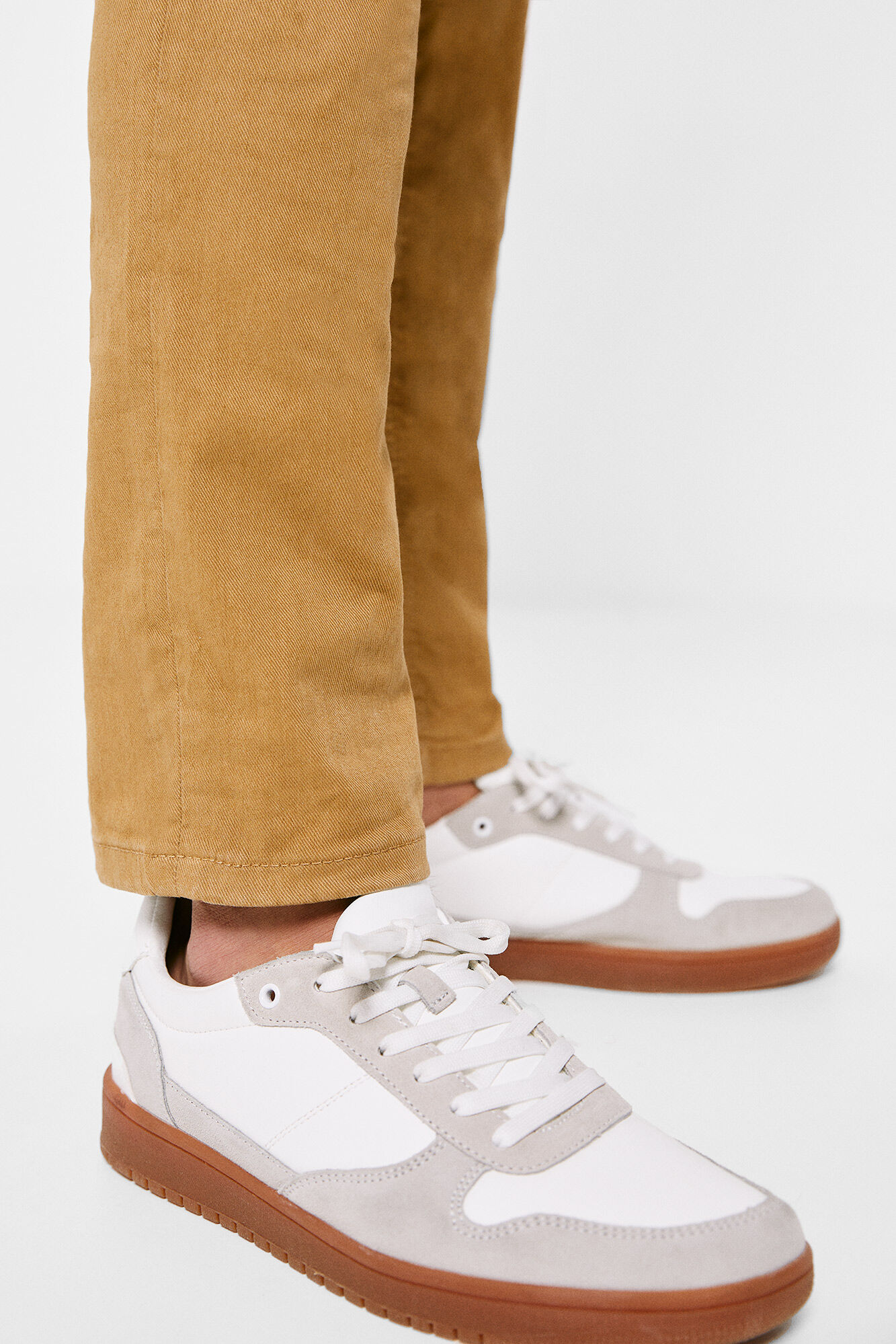 Calça skinny de cinco bolsos - bege médio
