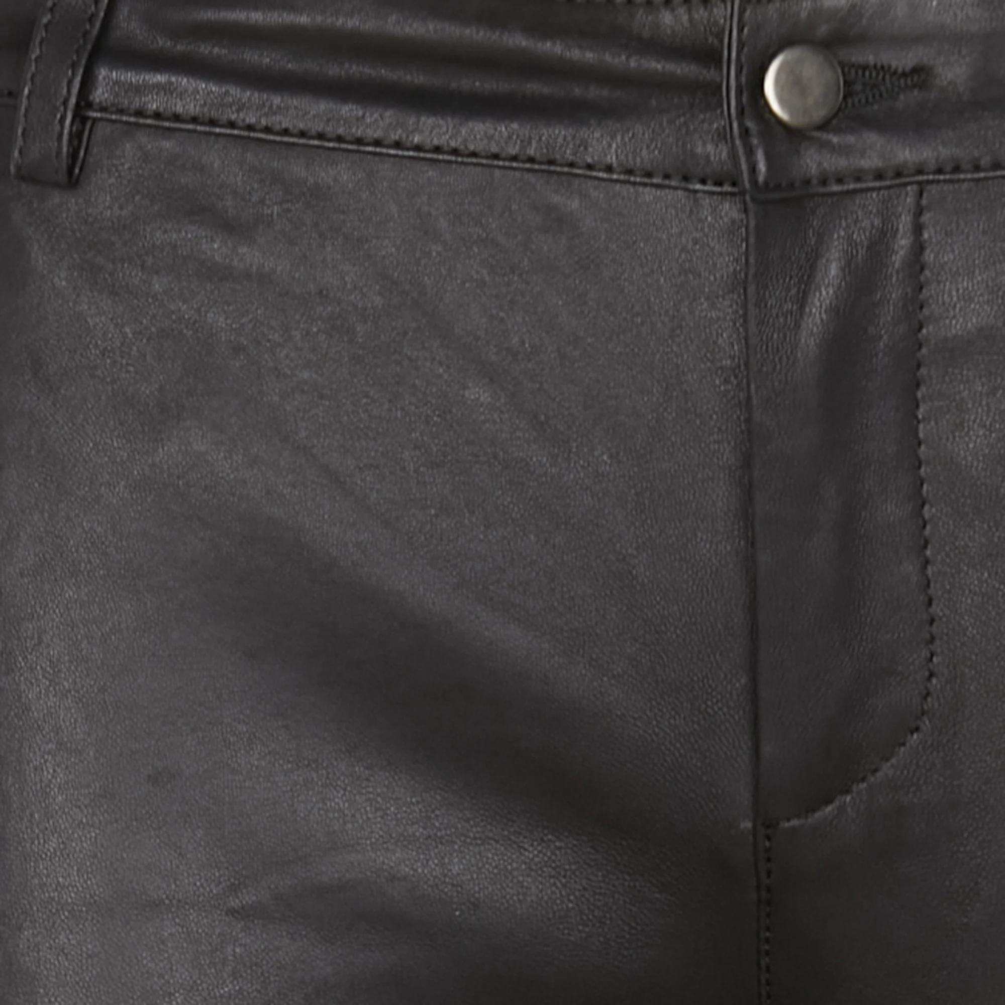 Pantalon slim en cuir stretch| Noir
