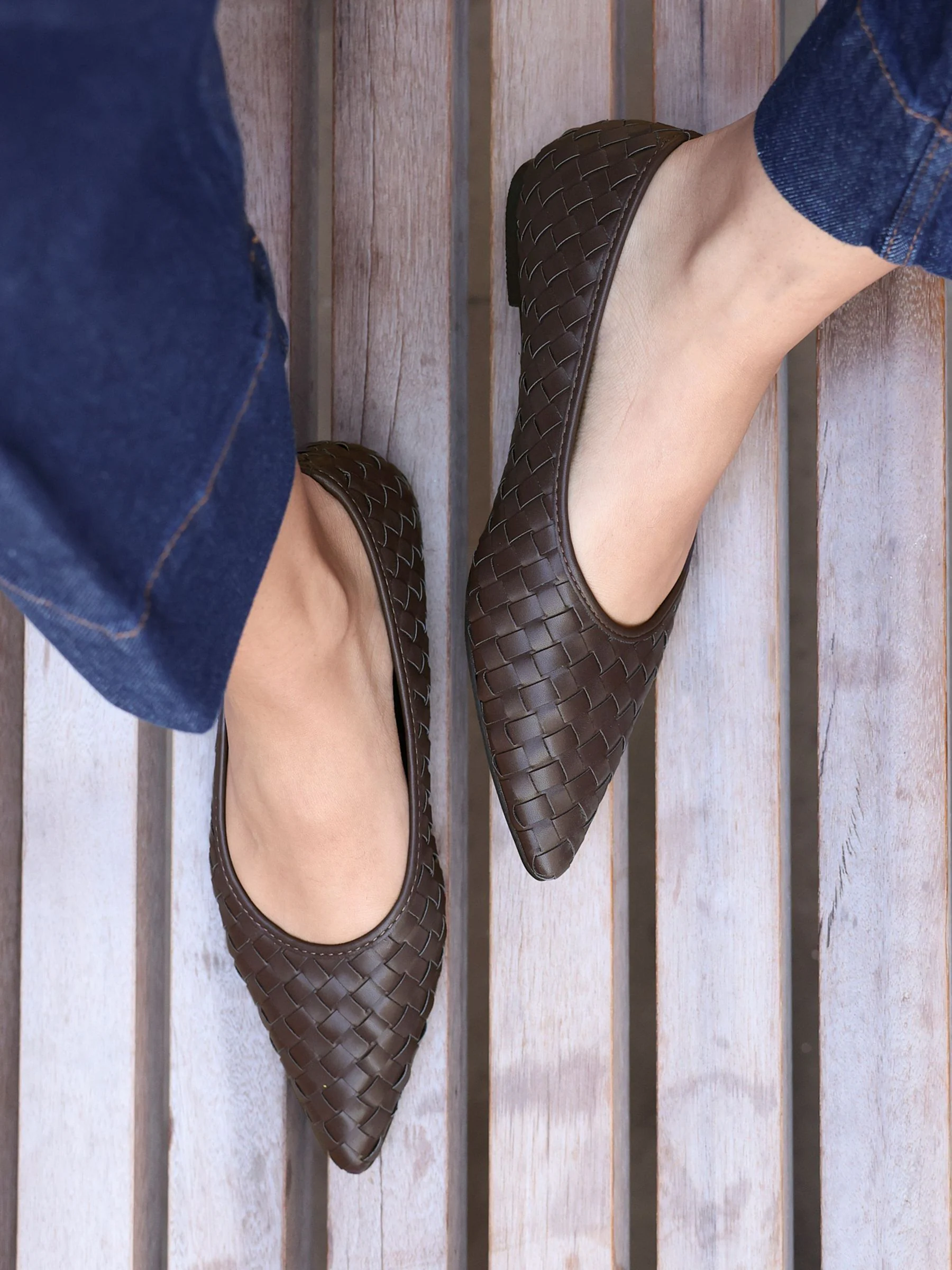 Bruin - Linzi Talina Woven Pointed Toe Ballet Flats