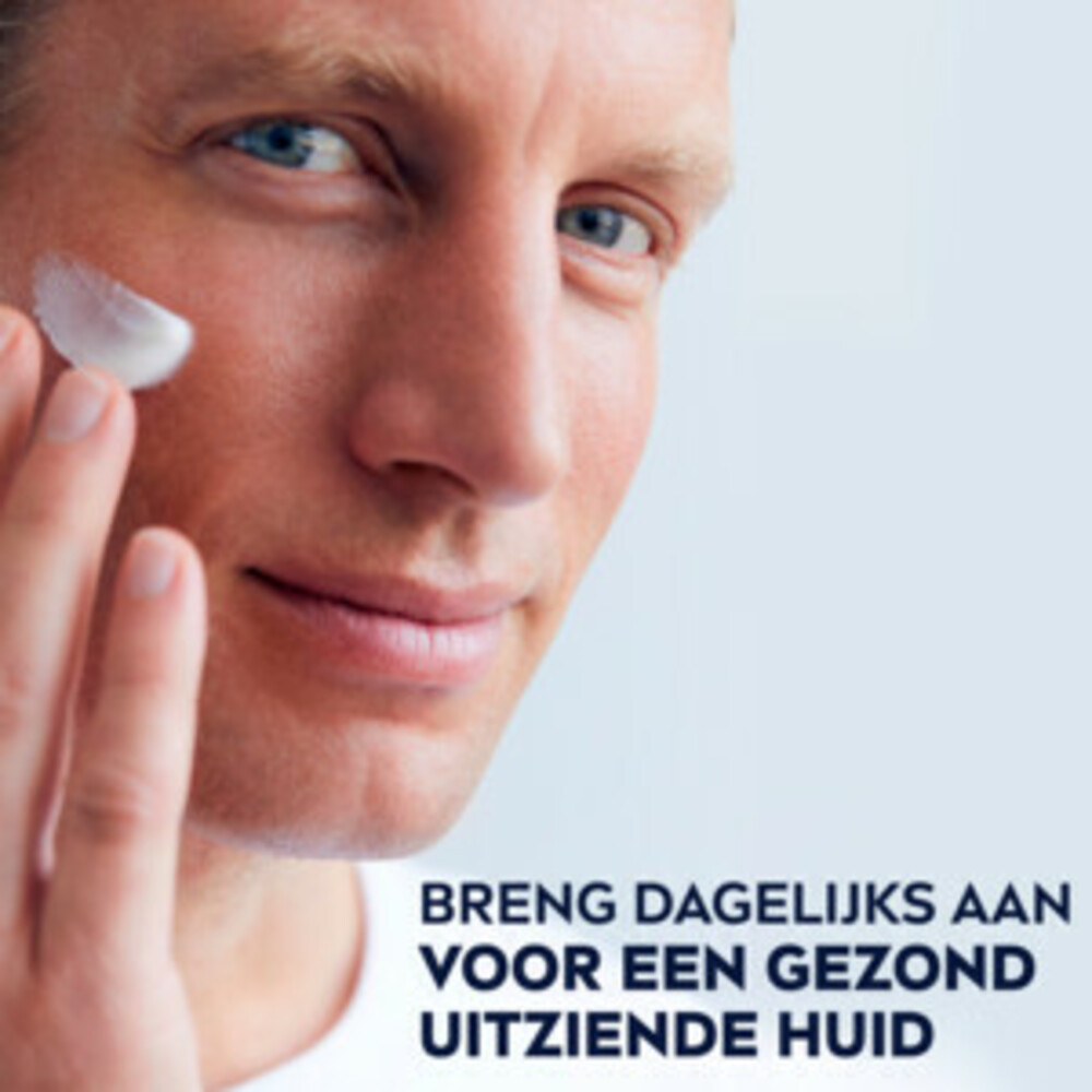 Nivea Men Gezichtscrème Sensitive75 ml