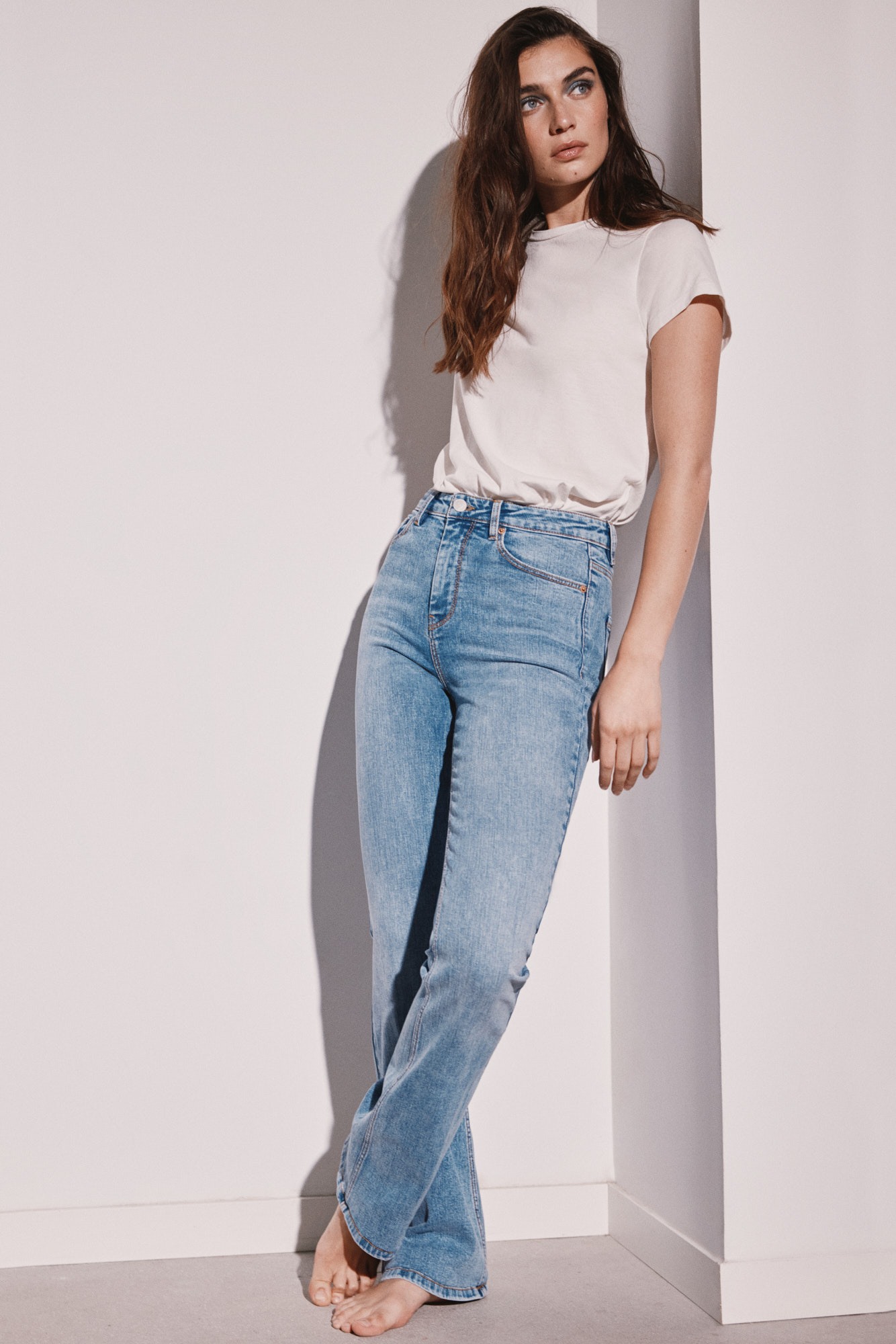 Calça jeans com lavagem sustentável e corte bota™