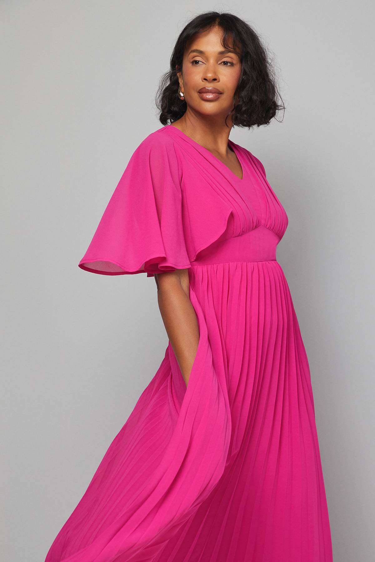 Wallis Robe Midi à Manches Cape Plissée