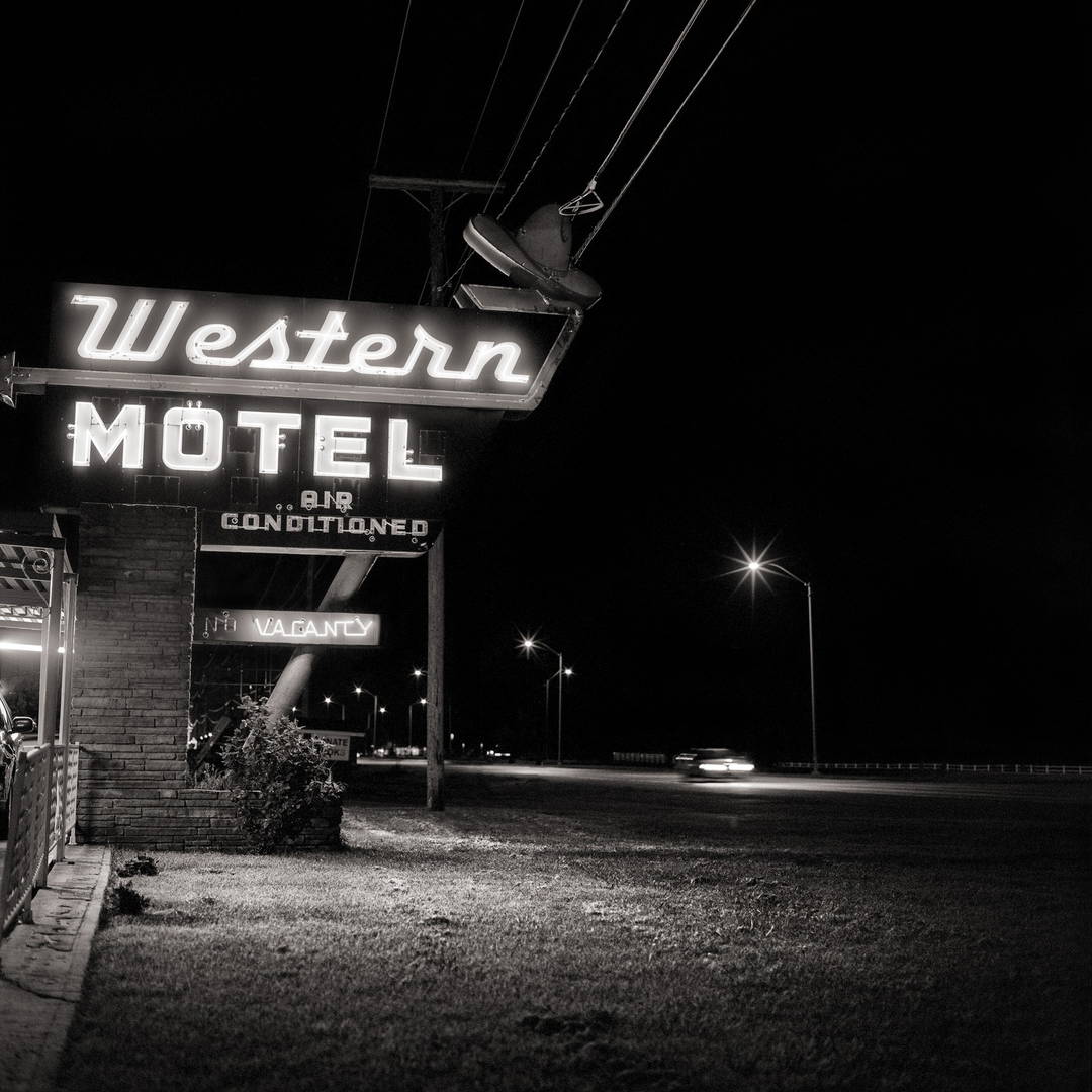 Western Motel by Shannon Richardson - Limited Edition. Edition of: 100. Signed.