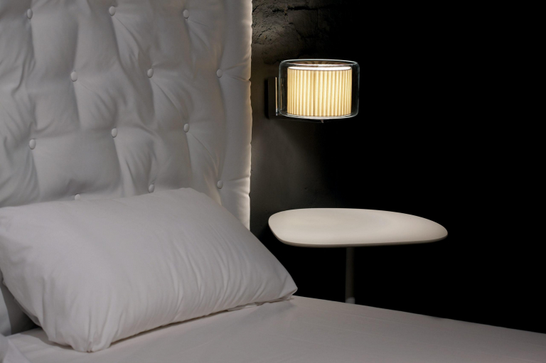 Marset Mercer A wandlamp naturel geribbeld katoen