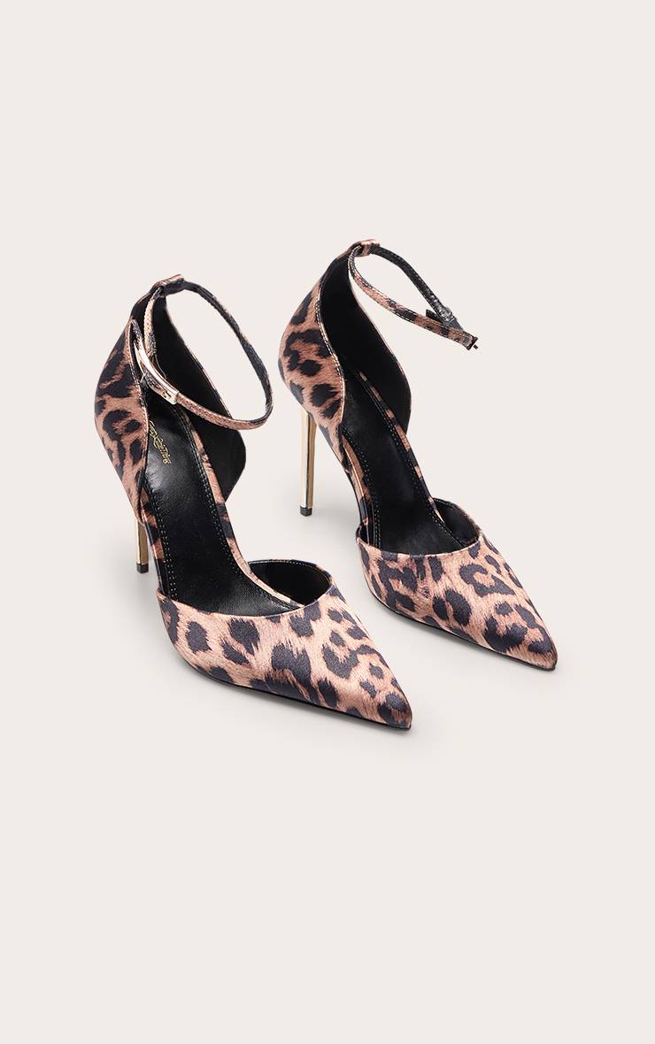 Léopard Escarpins À Talons Courts En Synthétique Froissé Avec Découpe En V