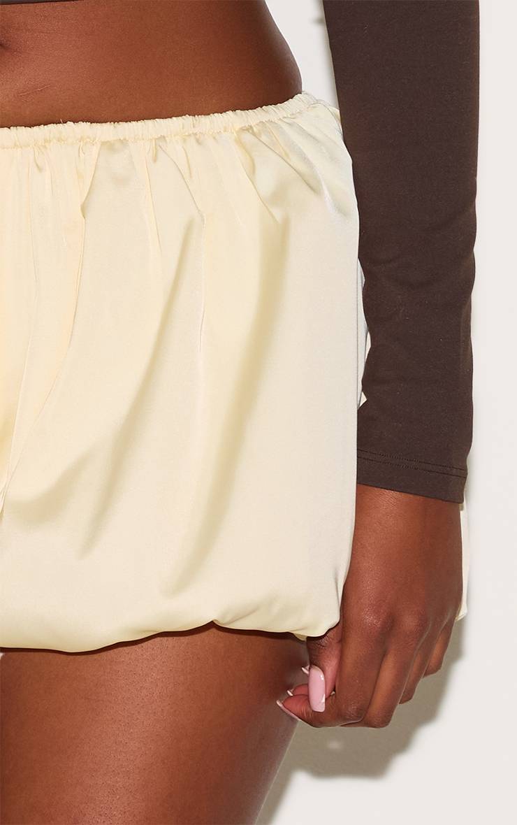 Butter Yellow Short Mini Bouffant
