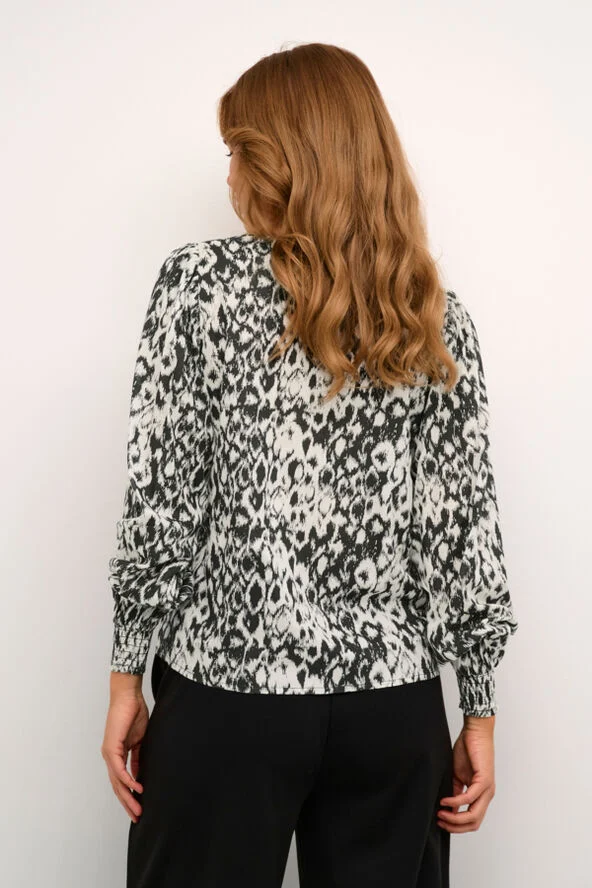 Kaffe KAdagmar Blouse Turtledove / black graphic