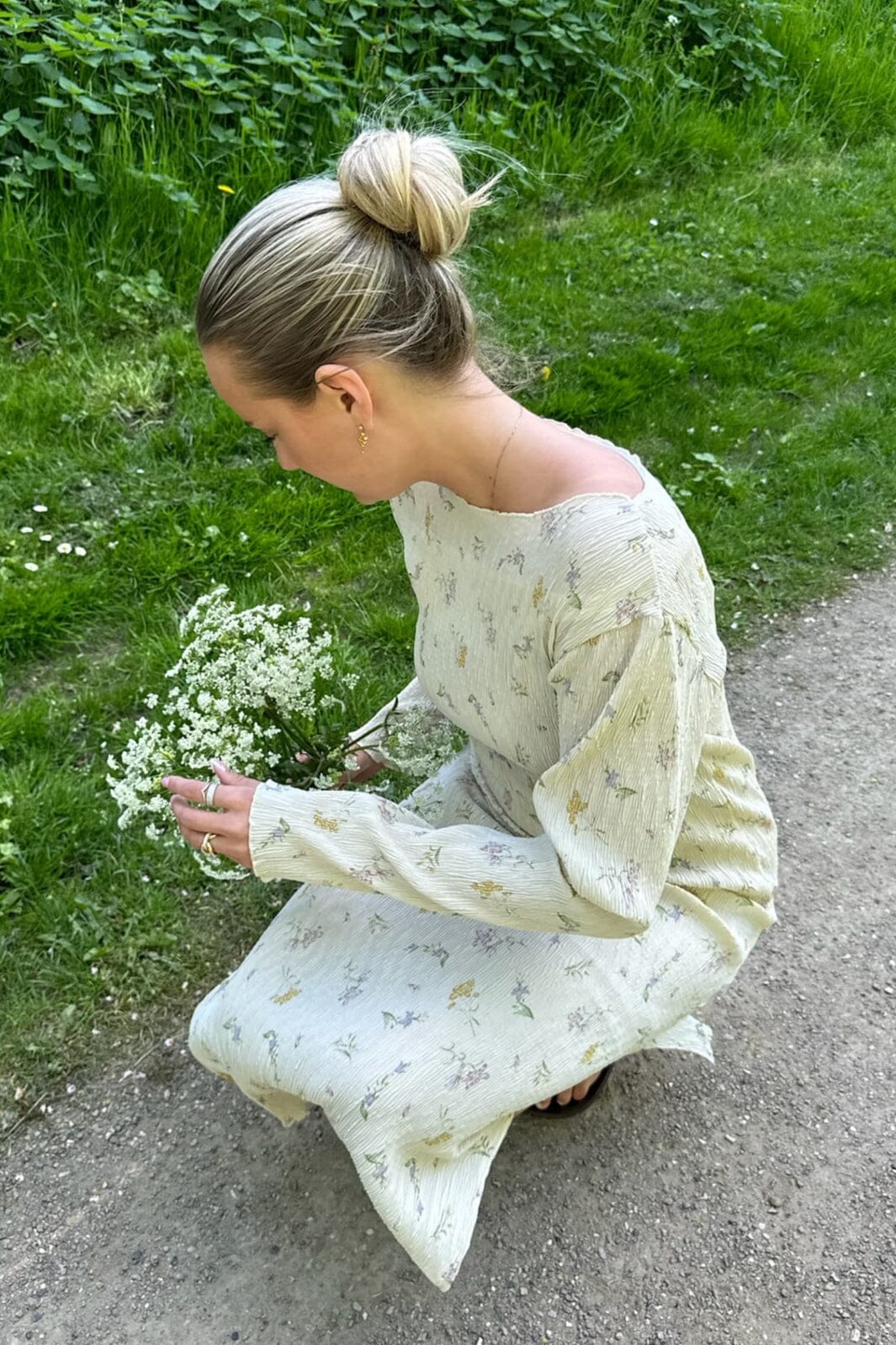 BYIC Odaic Dress cfp creme flower print